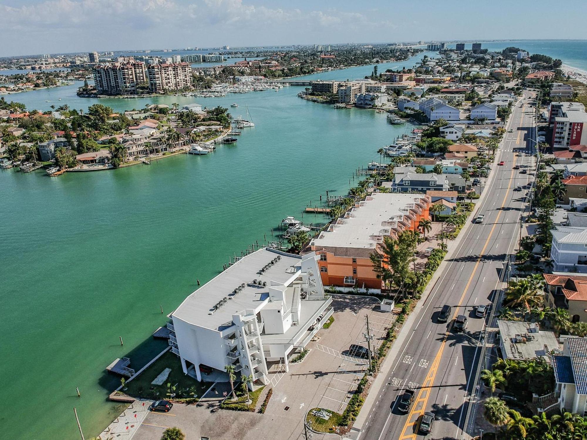 Villa Oceana 202 West St. Pete Beach Exterior foto